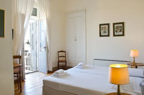 Hotel Omiros