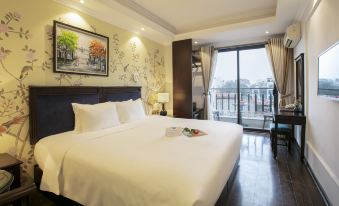 Golden Legend Boutique Hotel
