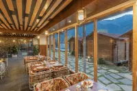 Echor Himalayan Heights Manali - servizio colazione