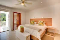 Limoni Luxury Suites Hotels in Plettenberg Bay