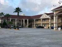 Executive Inn and Suites Hotels near Academy Sports + Outdoors