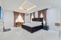 Gorgeous Short-Let Apartment Lekki
