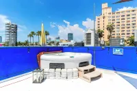 2 Bedroom 2 Bath Loft with Exclusive Rooftop & Hot Tub
