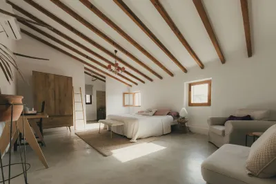 Casa Mona Turismo de Interior Hotels in Llubi