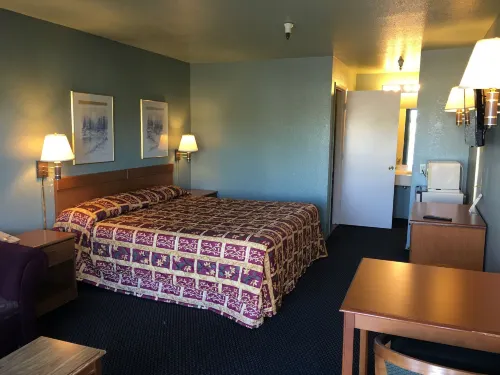 Applegate Inn Hotels in Merced County
