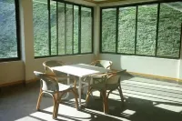 Cloud Way Hotel
