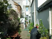 No. 9 Guest House