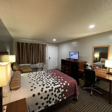 Travelers Inn Eugene University