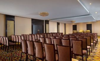 Best Western Plus Makassar Beach