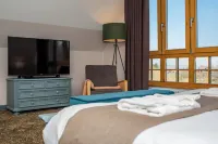 Conacul Törzburg Hotels near Bran Castle