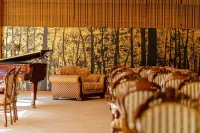 Hotel Hoho "A Hotel Overlooking the Echigo Plain and the Yahiko Mountain range" - Frühstück
