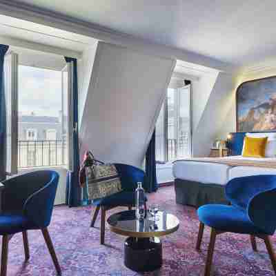 Hôtel le Versailles. Rooms