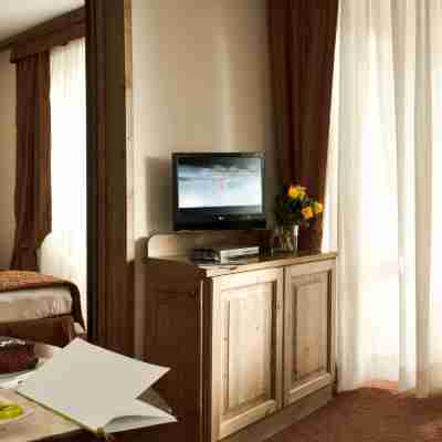 Hotel Alaska Cortina Rooms