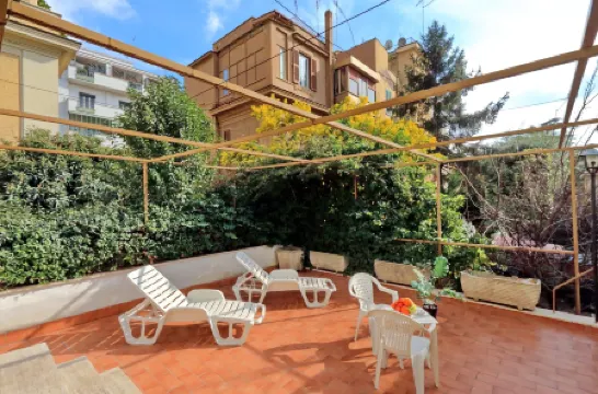 羅馬之松客房及套房酒店