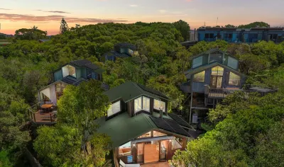 The Oasis Apartments and Treetop Houses Các khách sạn gần Byron Bay