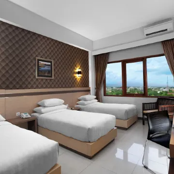 Lombok Raya Hotel