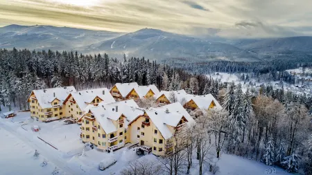 Osiedle Podgórze, Sun & Snow Отели рядом с достопримечательностью «Czarna Góra»
