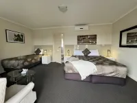Blue Lake Motel Hotel a Ob Flat