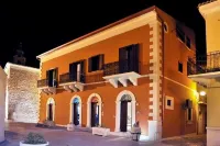 B&B Al Teatro Hotel in zona Parrocchia Basilica Maria SS Annunziata