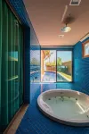 Carmel Charme Resort - Hot Springs