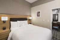 TownePlace Suites Swedesboro Logan Township - Swimmingpools