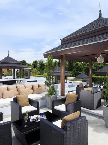 รูปภาพของบายเดอะเลค