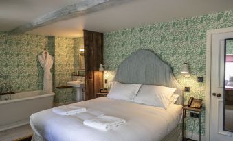 The Swan Inn