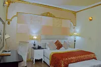 Sandralia Hotel