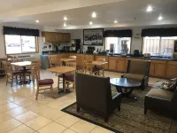 Super 8 by Wyndham the Dalles or - breakfast