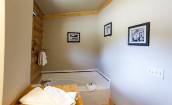 320 Guest Ranch