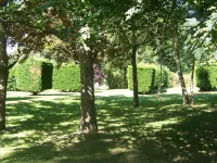 Camping les Terrasses de Rivarennes Hotels in Restigne