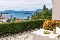 Seaview Luxurious Apartment Near Corfu Town - Adults Only by Konnect