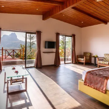 Cloud 9 Hills Resort