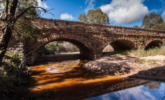 Trawool Shed Cottages, Cafe and Restaurant