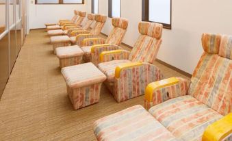 Sauna & Capsule Hotel Hollywood - Caters to Men