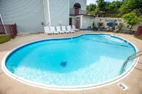 Rosebud Inn - Pool
