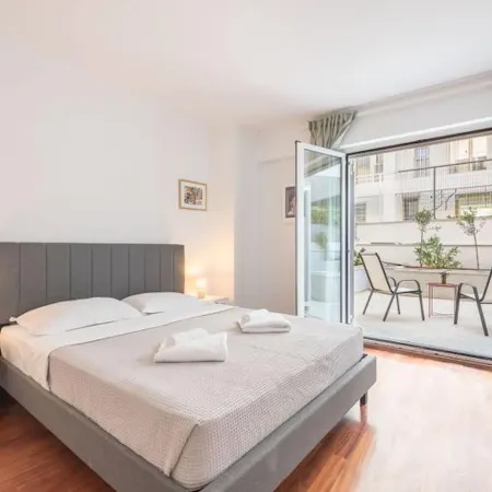 Adelos III Bloom Villa 5Br 360m - Sauna - Rooftop