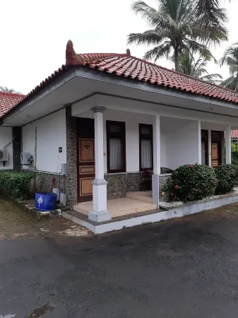 Resort Prima Anyer Отели в г. Cinangka