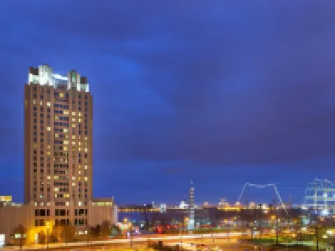 Hilton Philadelphia at Penn’s Landing Hotels in Philadelphia