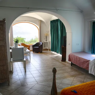 迪莫拉福尼羅酒店 鄰近諾切萊的酒店