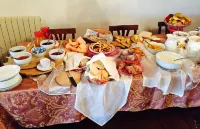 Campo di Carlo - breakfast