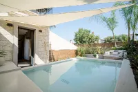 Derin Alacati - Private Pools