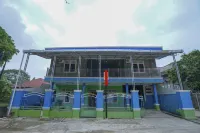 Hotel Alam Lestari RedPartner Các khách sạn ở Karya Baru