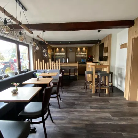 Landgasthof-Bikerhotel Arnold