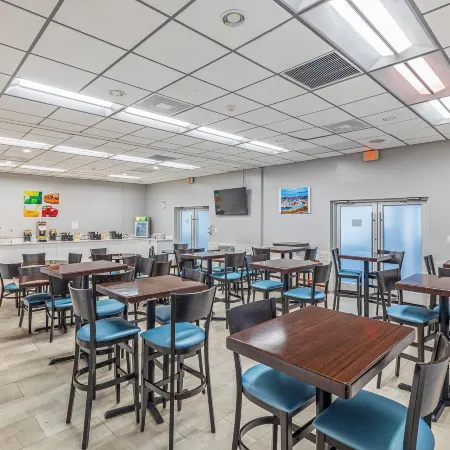 Quality Inn and Conference Center Tampa-Brandon
