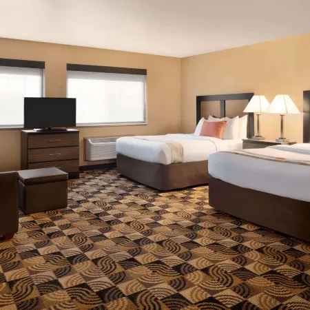 Hawthorn Extended Stay by Wyndham Milwaukee Airport