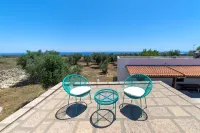 Villetta Paduli - Immersa Nel Verde Con Vista Mare e Giardino Privato