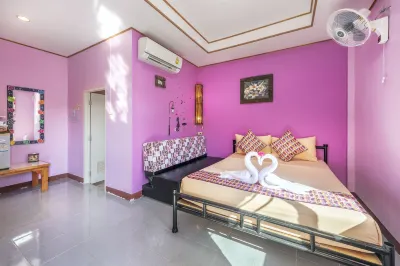Greenview Resort Hotels near Wat Khlong Ta Khian