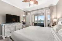 Reflections 402 by Emerald Coast Retreats