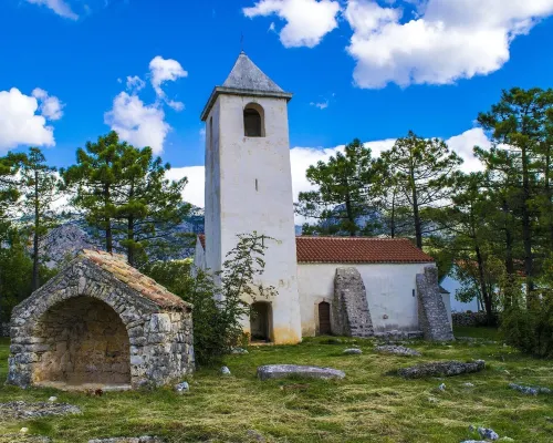 Apartments Branka Hotels in Starigrad